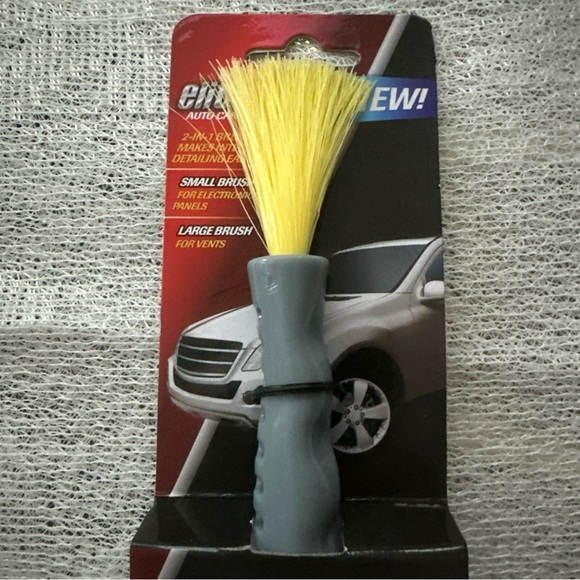 Elite Auto Care 2 in 1 Auto Detail Brush - Picture 2 of 6